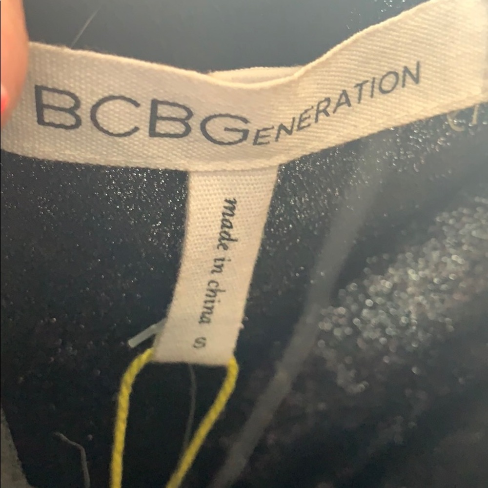 BNWT BCBGeneration sleeveless plum color sz small - Picture 3 of 6